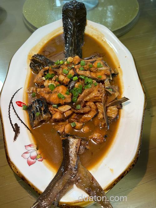 牛b鲤可以加酒糟里吗?