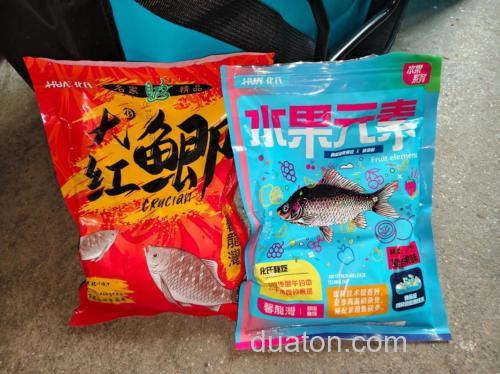 用饵料钓草鱼好还是玉米好？