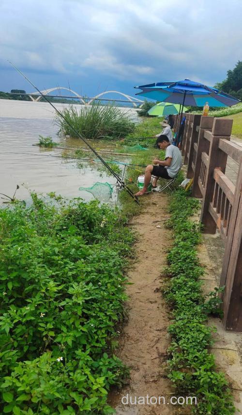 钓鱼人到底在追求什么？
