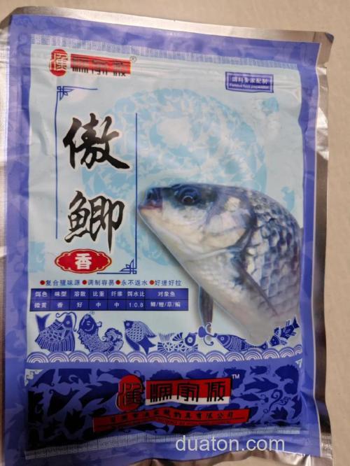 南通钓鲫鱼秋季饵料？