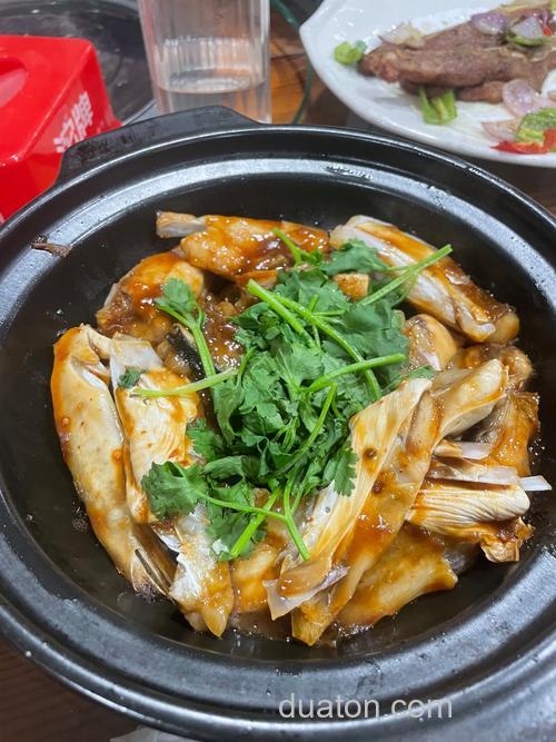 榴莲壳煲鱼头可以吗?
