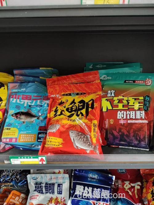 初冬钓大鲫鱼用什么商品饵最好